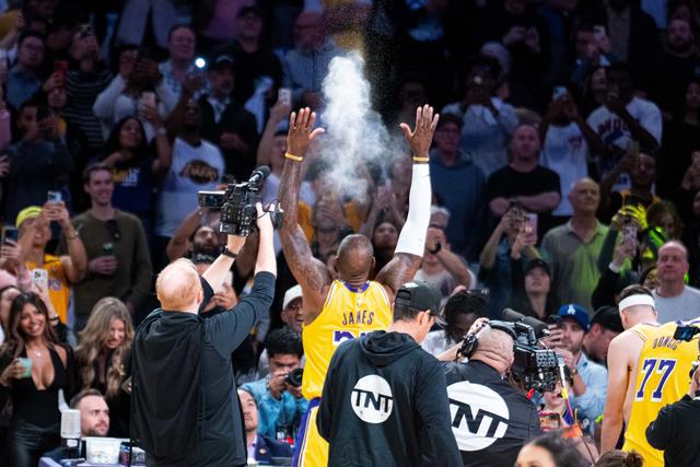 斯不会放慢, ue, 公司Beo 斯不会放慢, ue, 公司Beo