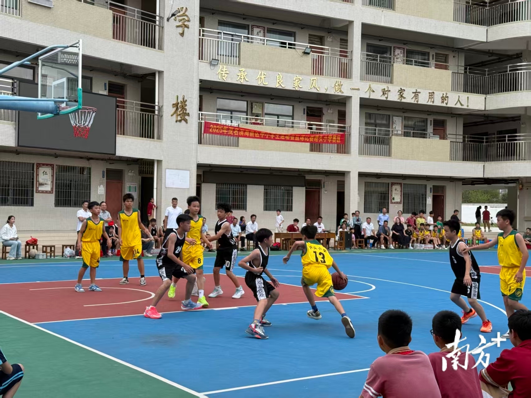 在往年田径, 育后备人才, 风中正式开 在往年田径, 育后备人才, 风中正式开